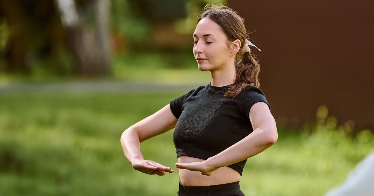 Différence entre qi gong et tai chi : comment choisir ?