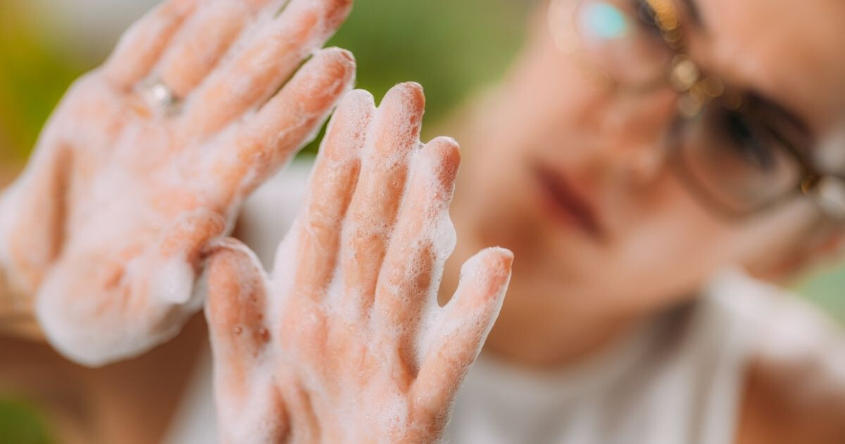 Article Hypnose et TOC : comment l'hypnothérapie peut vous libérer des troubles obsessionnels compulsifs ?