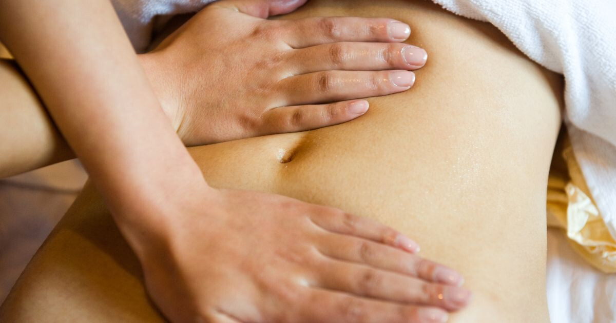 Article Ventre léger, esprit serein : le pouvoir du massage abdominal