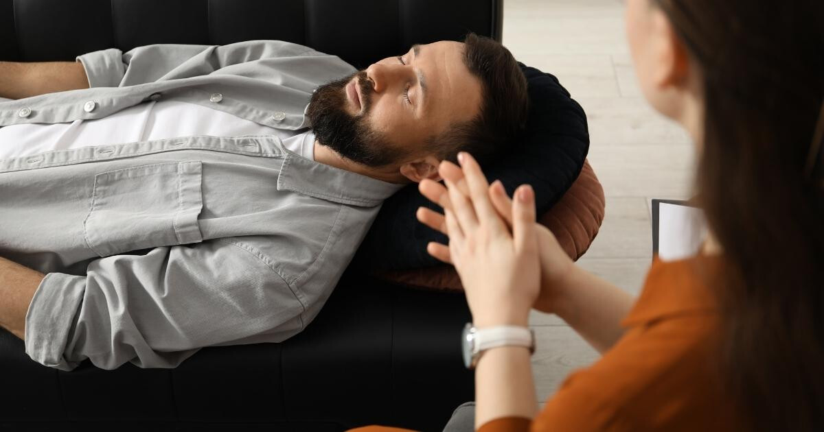 Image pour l'article Psychologue spécialisé en hypnose ericksonienne : tout savoir sur cette méthode douce et efficace